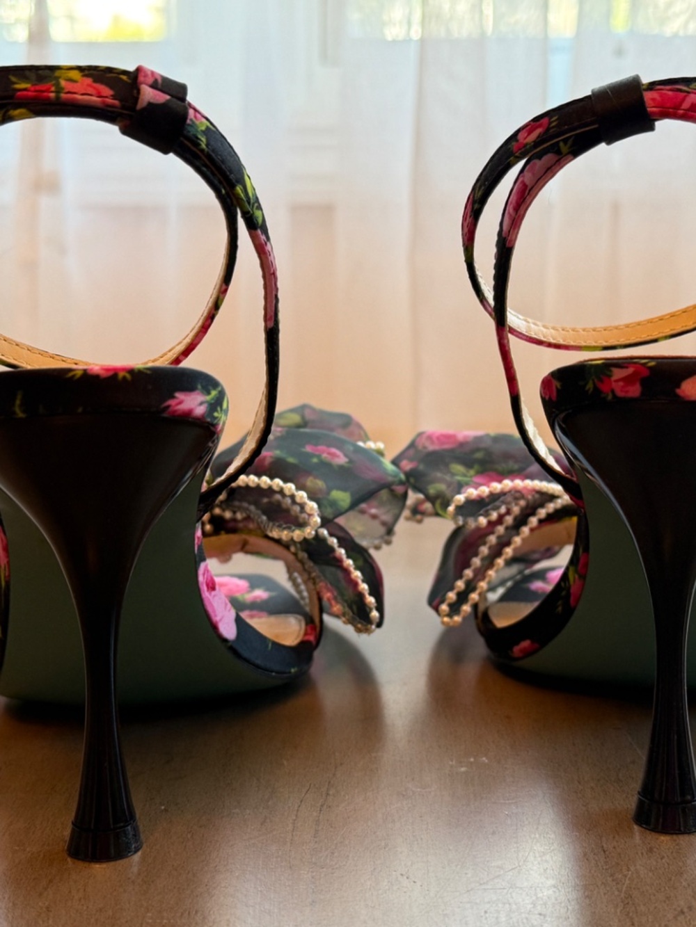 Betsey Johnson Luz floral sandals heels pumps bow pearl womens 9 - Picture 3 of 12